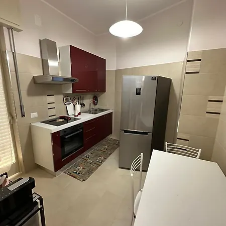 公寓 Timoleonte 105 *