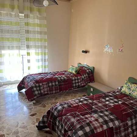 Timoleonte 105 Apartmán *